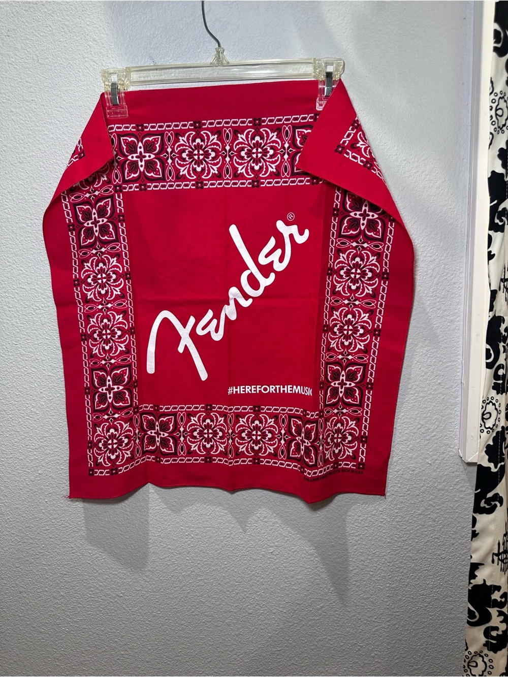 Fender Red Bandana
